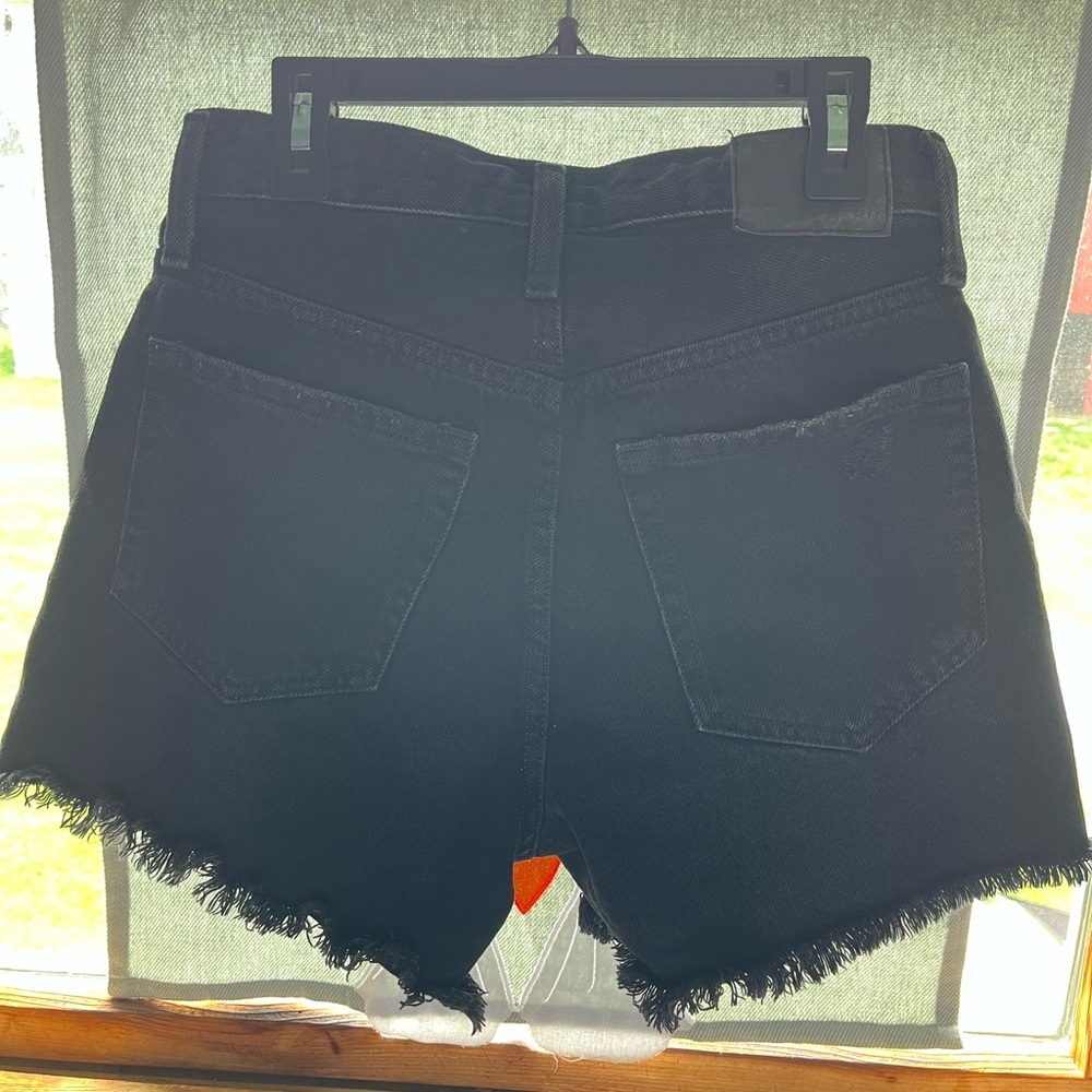 LIKE NEW Aeropostale 90’s High Rise Cutoff Short - Picture 5 of 7